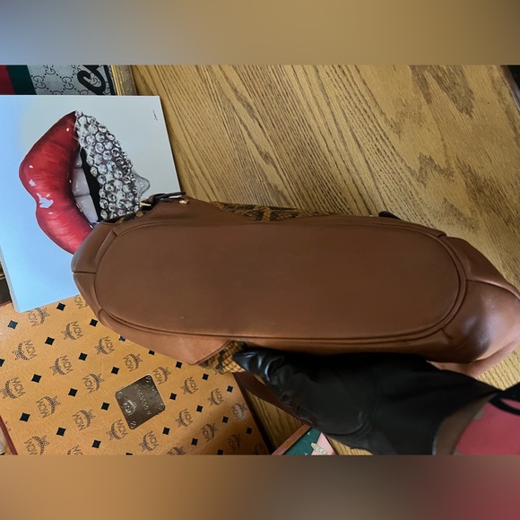 MCM SNAKE HOBO (ITALY) - Picture 15 of 16